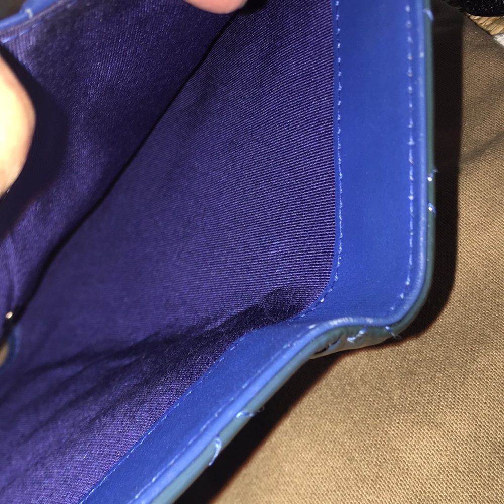 New Clearance! 🤯 Gorgeous Pretty 😍 Authentic Chanel wallet crossbody - Picture 11 of 12